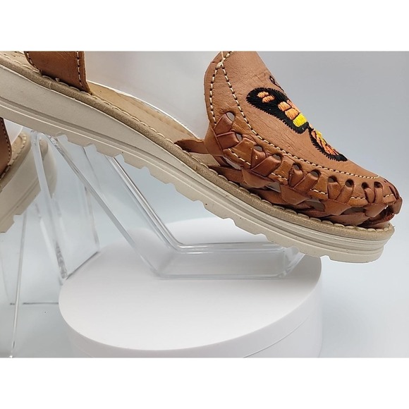 Sandals Women's Huarache Artesanías- Butterfly Embroidery Sandals Size 6 - NEW - Picture 11 of 16